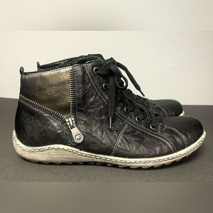 Reminder- Womens, Boots w/ Zipper, Size:40, Pre- Owned, good condition